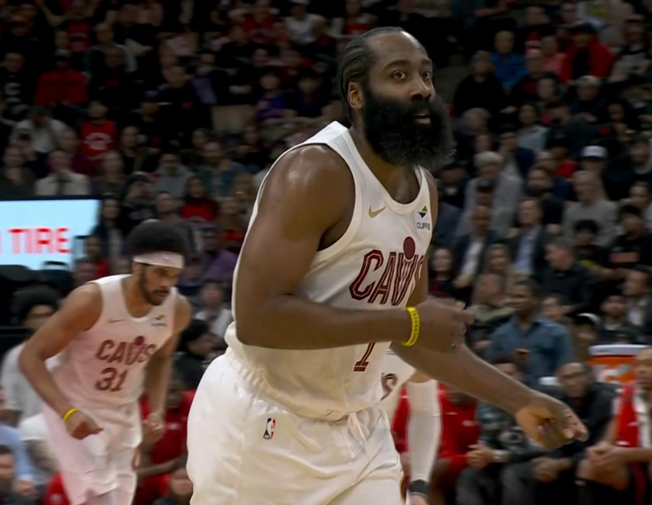 骑士22分惨败猛龙！3点失利原因解析：第一：哈登失误王背锅，全场出现尴尬的8