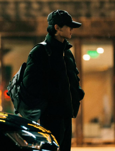 双向奔赴的互动自然又好磕，没有乱七八糟的狗血误会，每一个同框画面都让人觉得很舒服