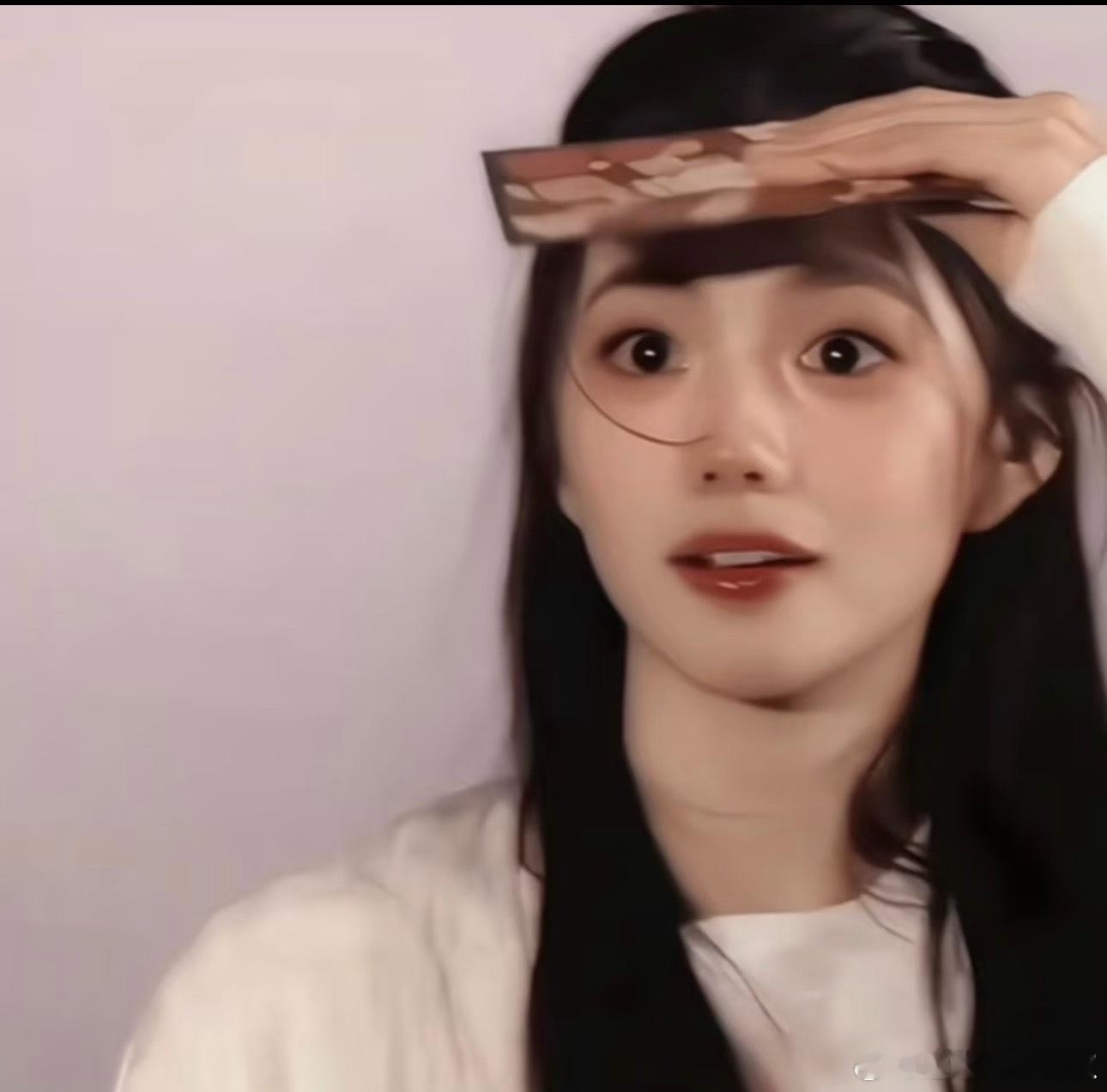 刘浩存也是个头像王者，萌化了