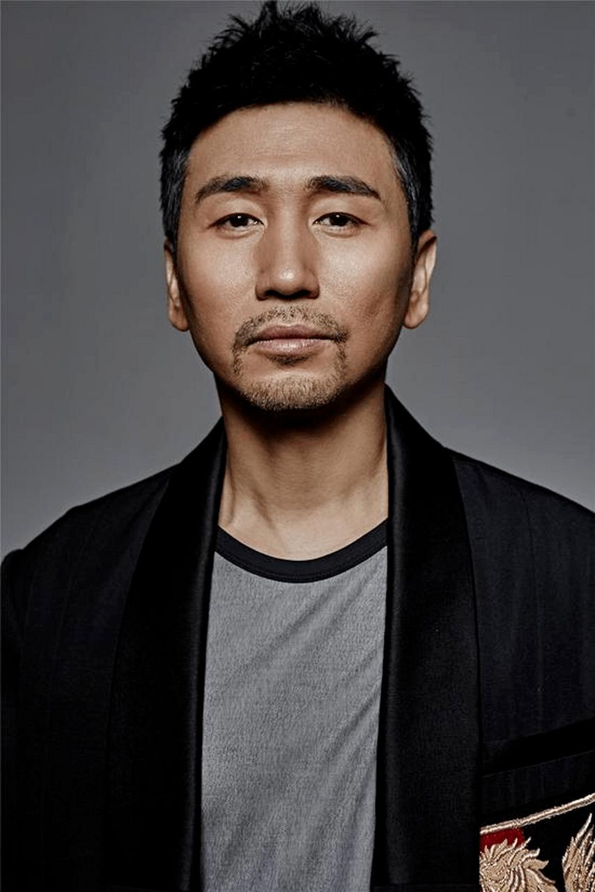 沙宝亮说：“我认识我前妻朱娜的时候，她是北京歌舞团的演员，模样清秀，家境也好，是