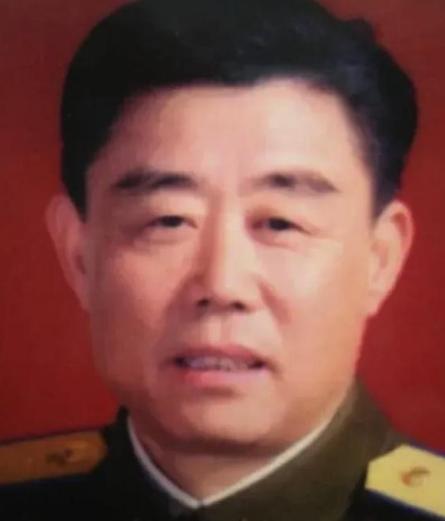 1968年，四架“美军战机”逼近我国导弹营驻地，上级7次下令攻击，但营长陈辉亭