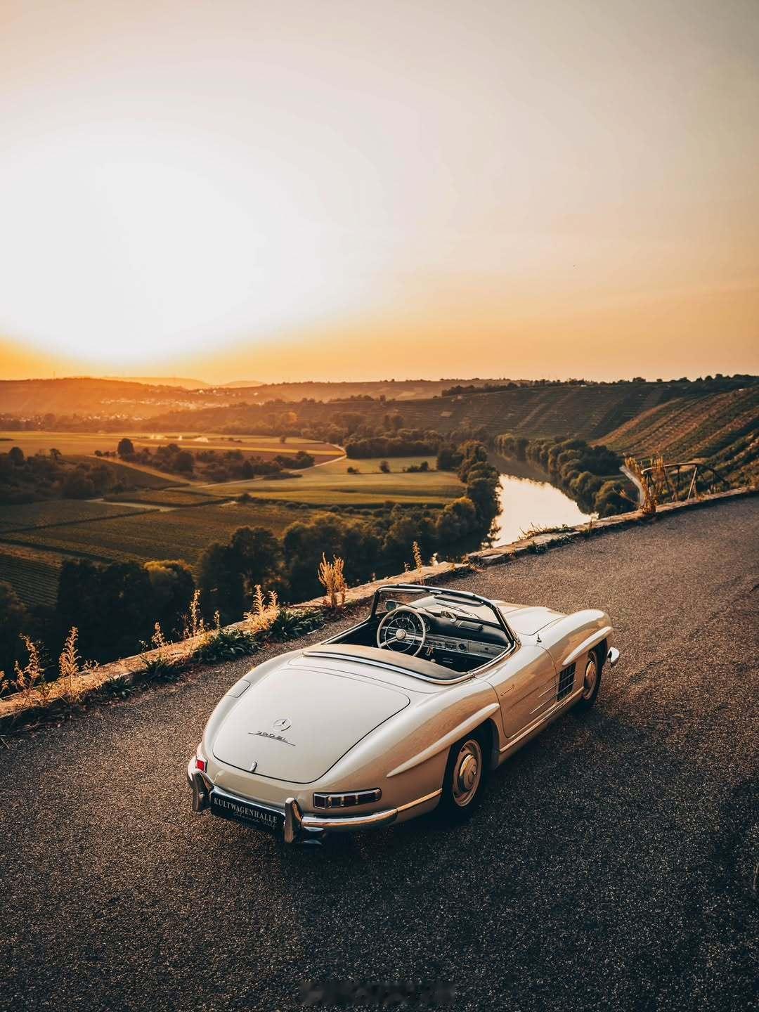 MBClassic300SLRoadster