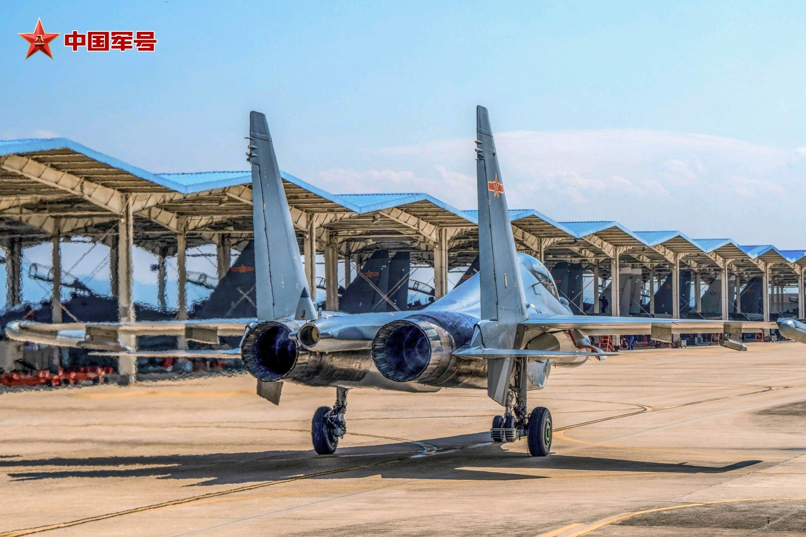 “海空雄鹰”苏-30好图前几张画风有点不一样烽火问鼎计划制胜空天