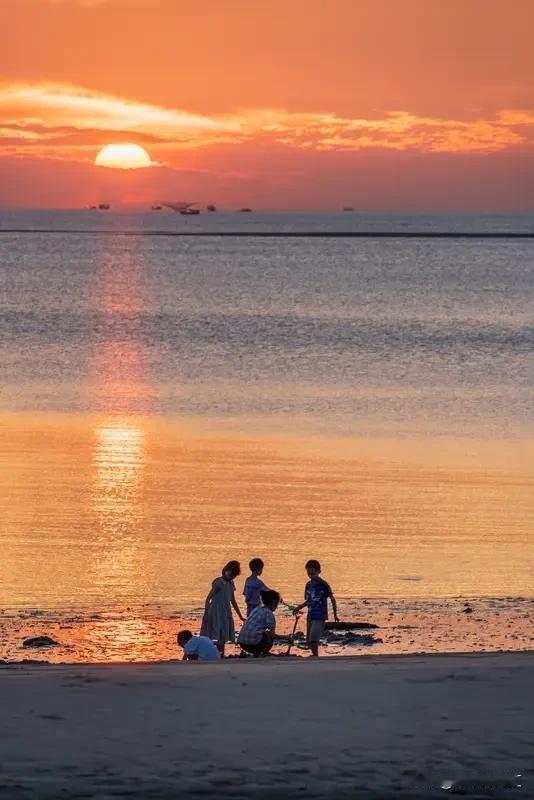 孩子补课是否有用，得看情况。如果是孩子因病、转学没跟上课程，补几节课堵上知识漏