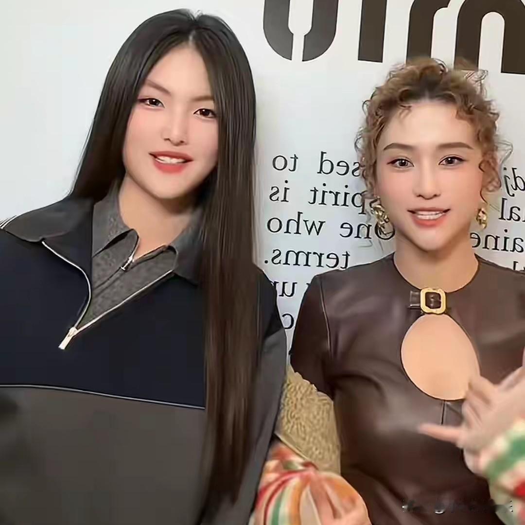 我发现这一届网友真有才，王诗龄和何超莲同框，评论区里真是人才辈出啊！