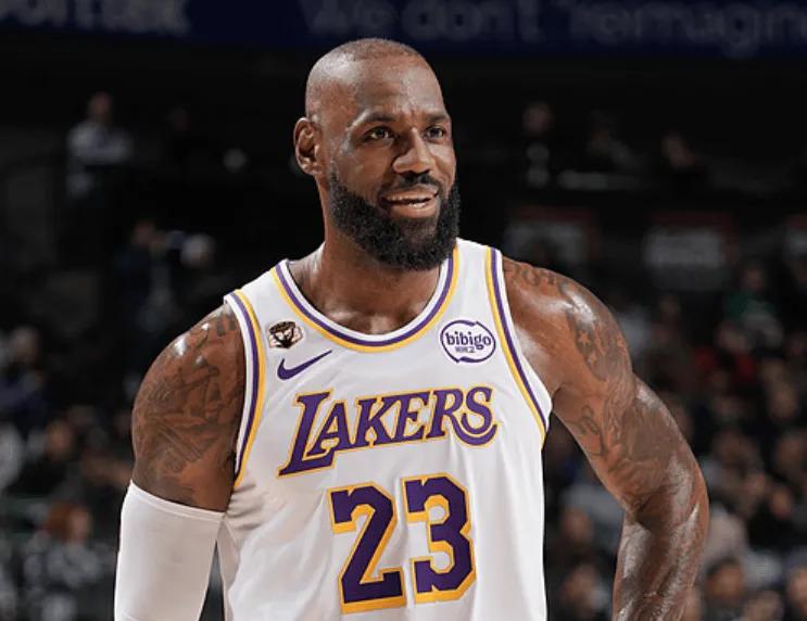 2026年第四节得分榜：1、詹姆斯—100分—12场2、马克西—97分—12