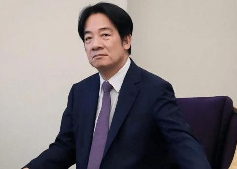 天大的笑话！台当局没资格说这话！台当局最近发放了一本手册，要求民众绝不