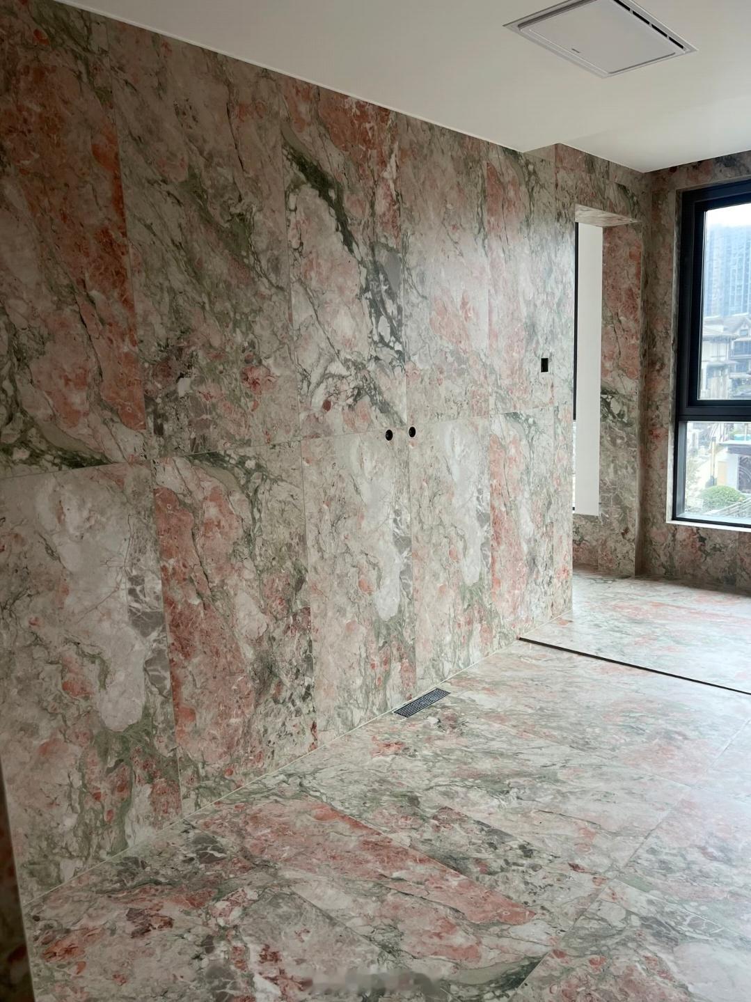 这个装修风格……虽然不能理解，但尊重