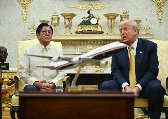 中东地缘风险持续升温，硝烟未散之际，远在东南亚的菲律宾却先乱了阵脚。 中东的