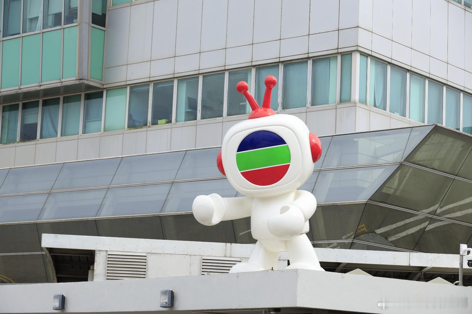 TVB上季收視市佔率達80%受新聞女王2帶動料第四季廣告收入增加.電視廣播(