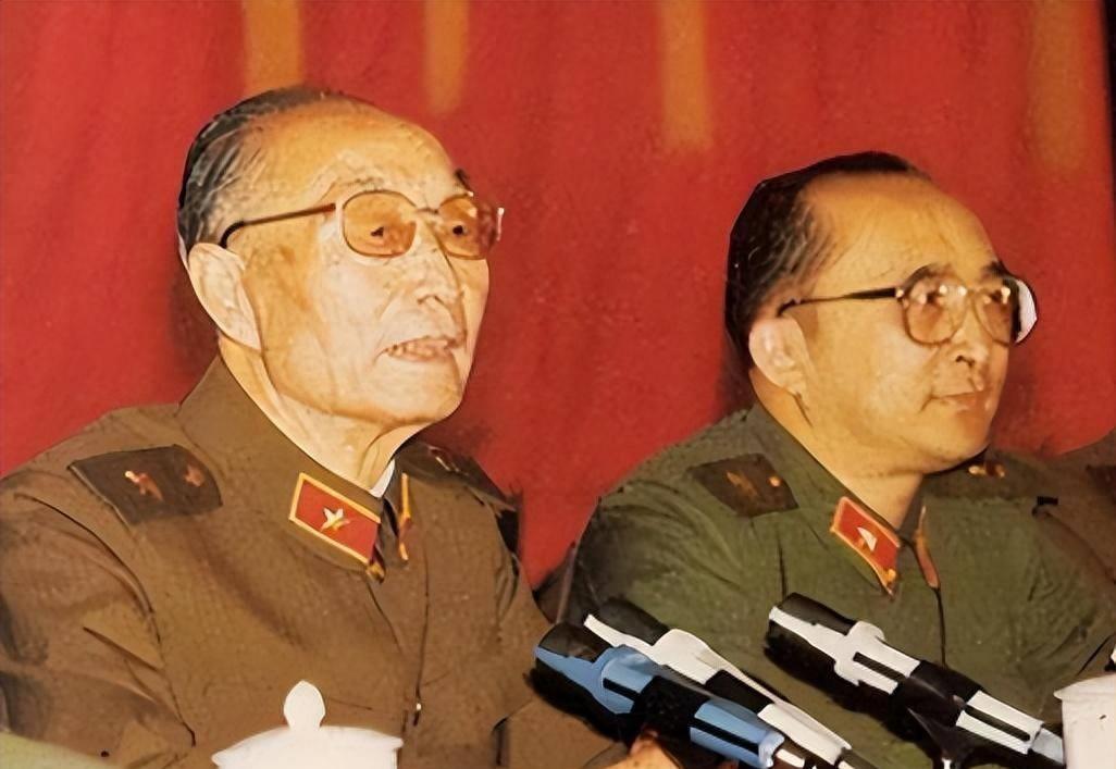 张爱萍恢复自由后，张茜让儿子送去手杖，并贴心叮嘱：陈毅从不怪你1973年初春，
