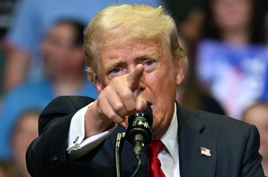 全球震动！EIA曝中国原油储备登顶，碾压美欧成能源博弈最大赢家。美国能源署