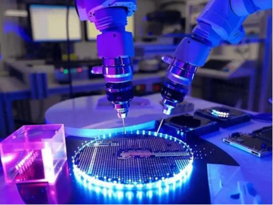 荷兰人，最终还是把门给关死了，DUV光刻机从今以，一台也不卖给我们了。这事其实早