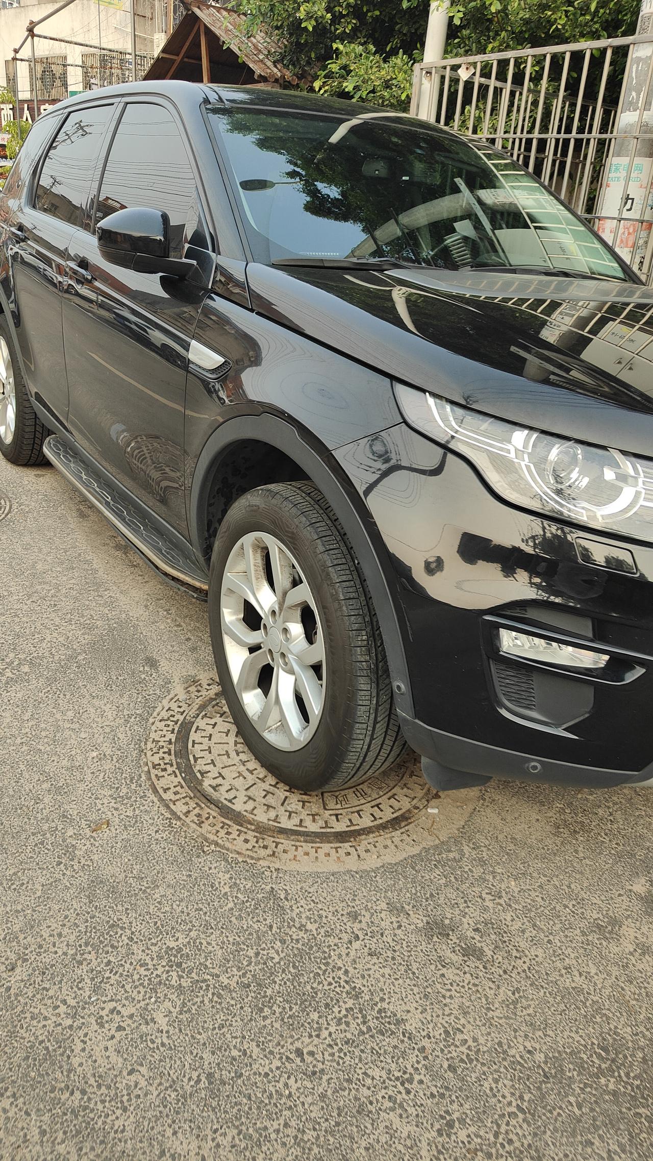 原车自带激光透镜大灯这车真的很高级啊