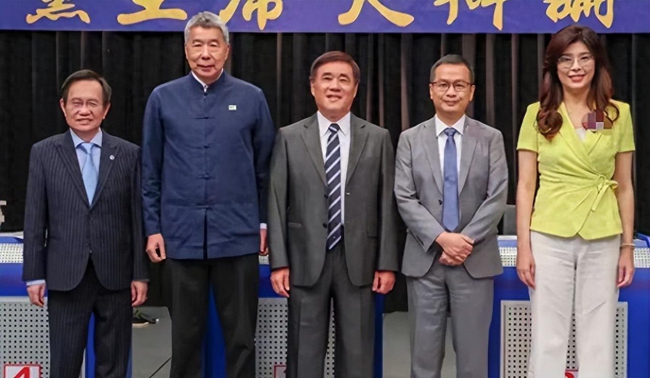 不许大陆单方面改变现状在岛内党主席改选只剩最后五天的关键时刻，台湾地区政治