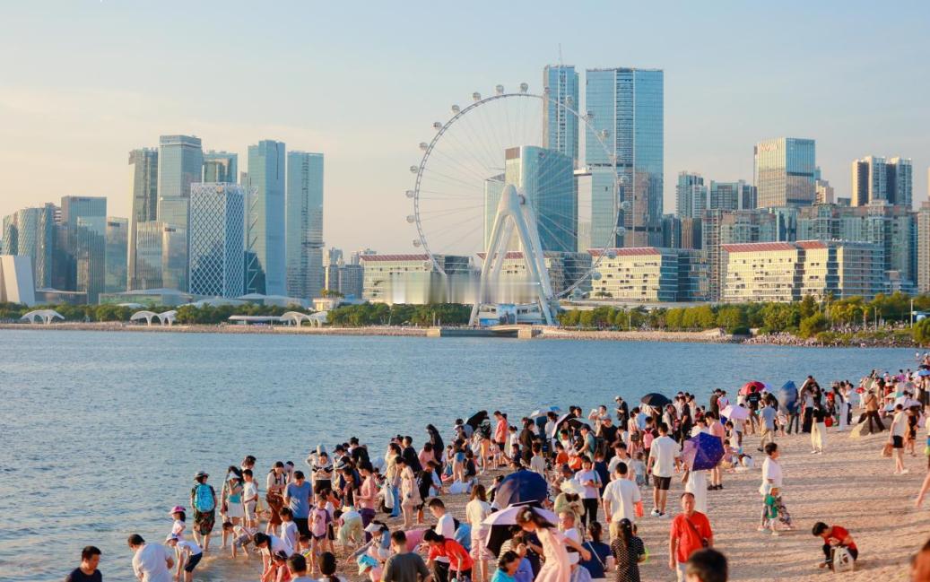 假期最后一天，看看网友们镜头下的深圳前海宝中~​​​
