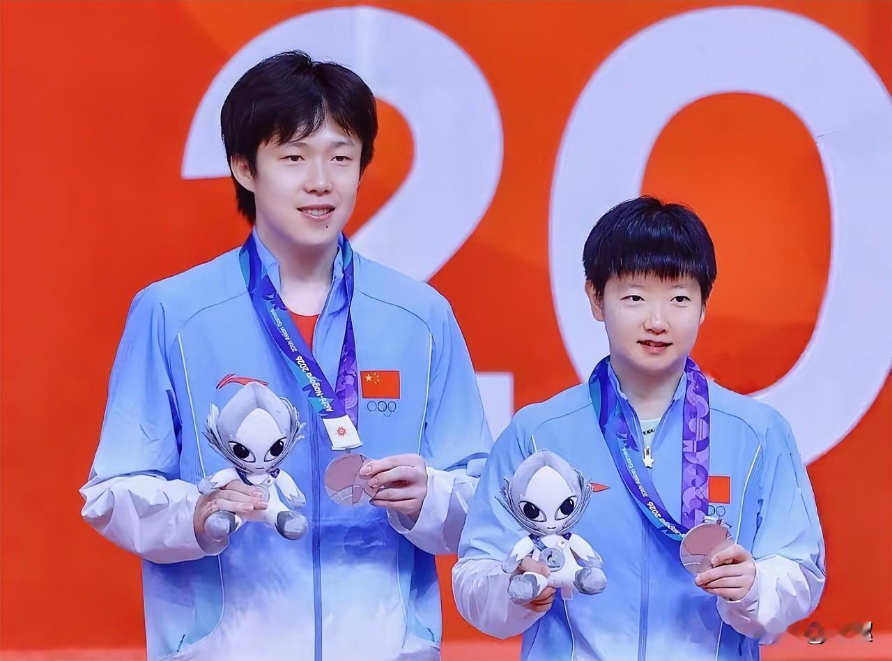 参照刚结束的亚运会乒乓球赛，即将开赛的中国大满贯赛已经没有了团体比赛，也就是说王