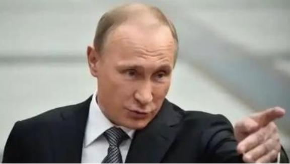 俄罗斯，藏得有多深？很多人还以为，打了四年仗，俄军，已经被“掏空”了。错了！真相