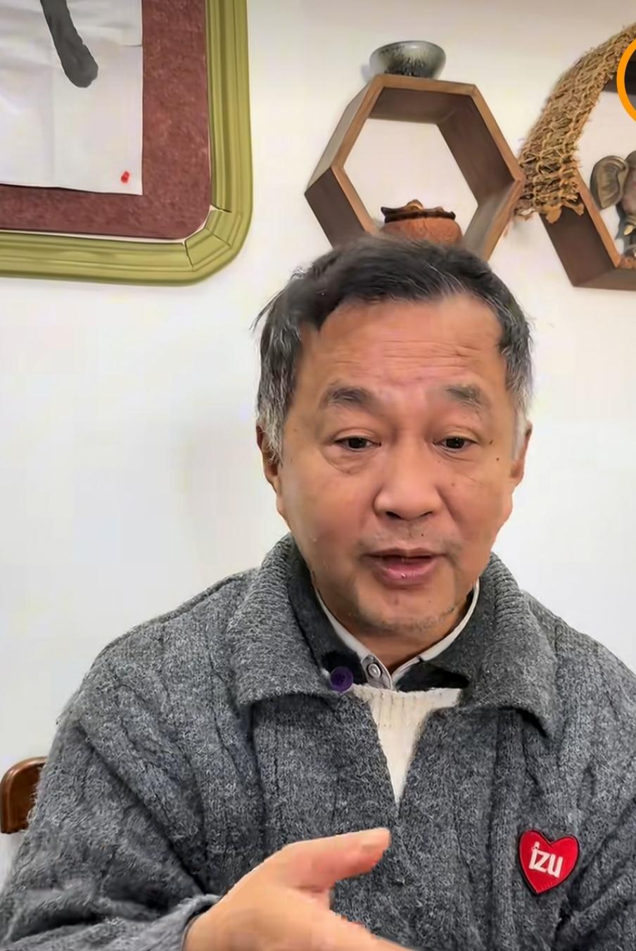 沈巍谈《三国演义》，那是一脸的崇拜。认为罗贯中妙笔生花，功德无量，那是为中华文化