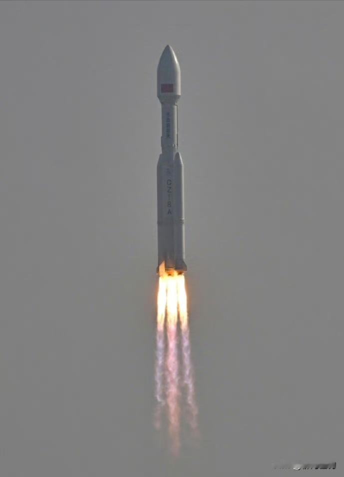 火箭燃料换了。不是因为发射成本有多高。和因为环保口号喊得多响。而是这次长