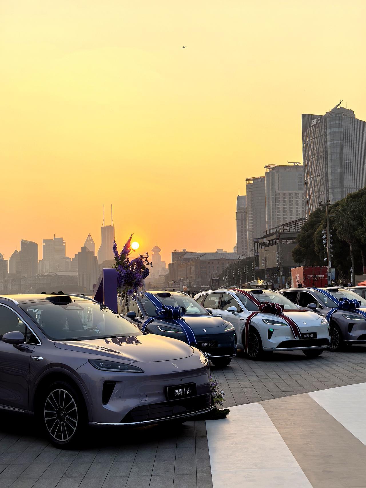 尚界要出轿跑了？没错，而且还是鸿蒙智行有史以来最“好看”的一台。在央视五界同台