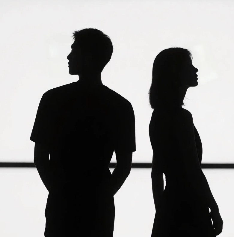 发现没有已婚的男人、女人对其他的异性还会心动不要觉得是见不得人的丑事七
