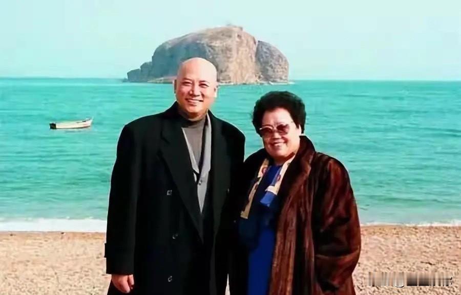 刘禅对诸葛亮，就是迟重瑞对陈丽华。有敬重、有依赖，也有被压得喘不过气的压抑。一边