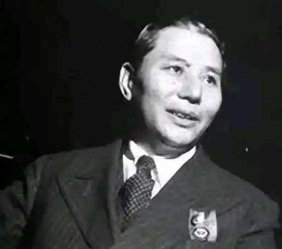 1987年，在张群98岁生日宴会上，有记者问：“你追随蒋介石最久，和他关系也最密