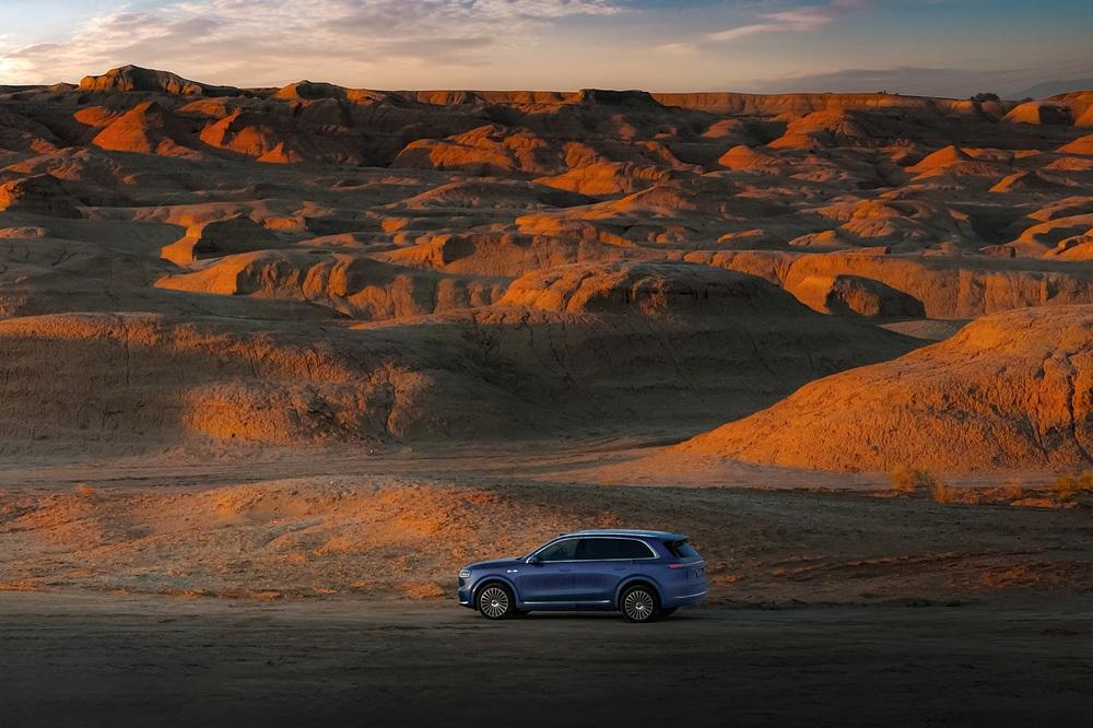 大家都在等新车？其实鸿蒙智行早已备好全面爆发的底气最近聊起新能源车，身边不少人