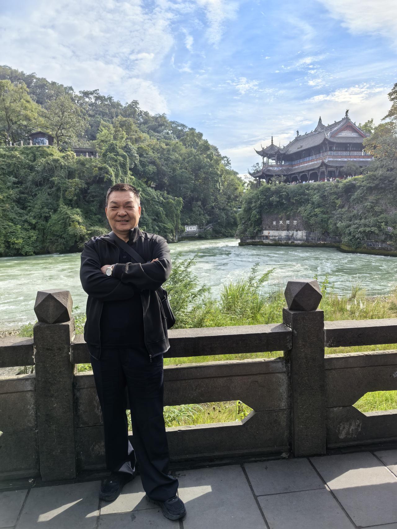 进入十月，中日关系悄悄变天了进入十月，中日之间绷了快一年的那根弦，第一次露出了