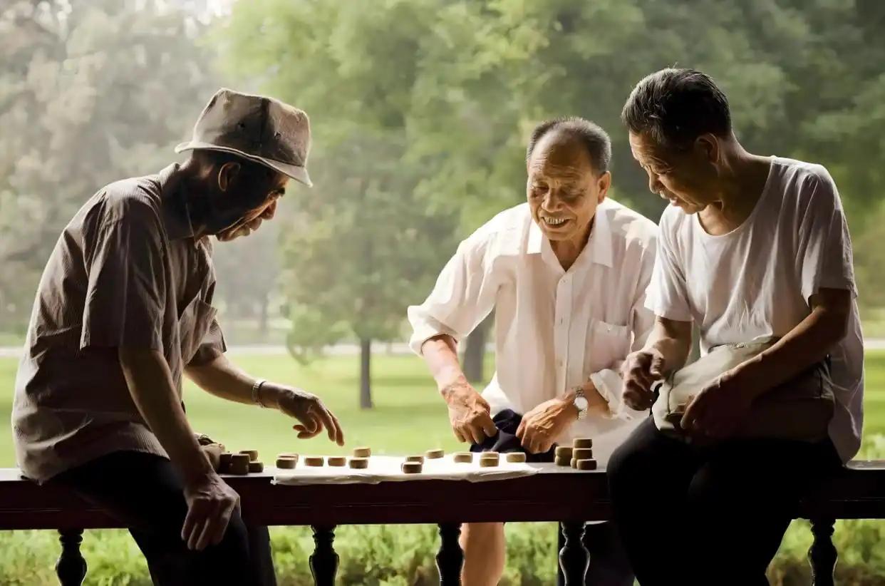 2026年职工退休新规挺值得说道。这新规不是简单的延迟退休，而是一套综合制度，标