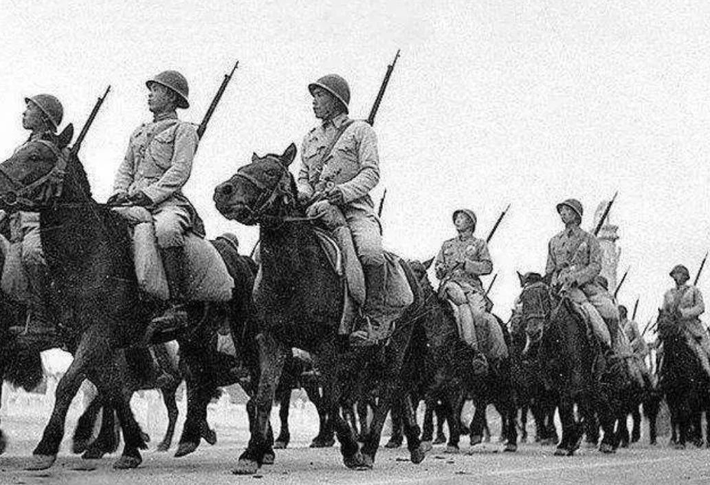 1942年4月，日军最强悍的骑兵团，在大辛庄冲向八路军的两个骑兵连，本以为以多胜