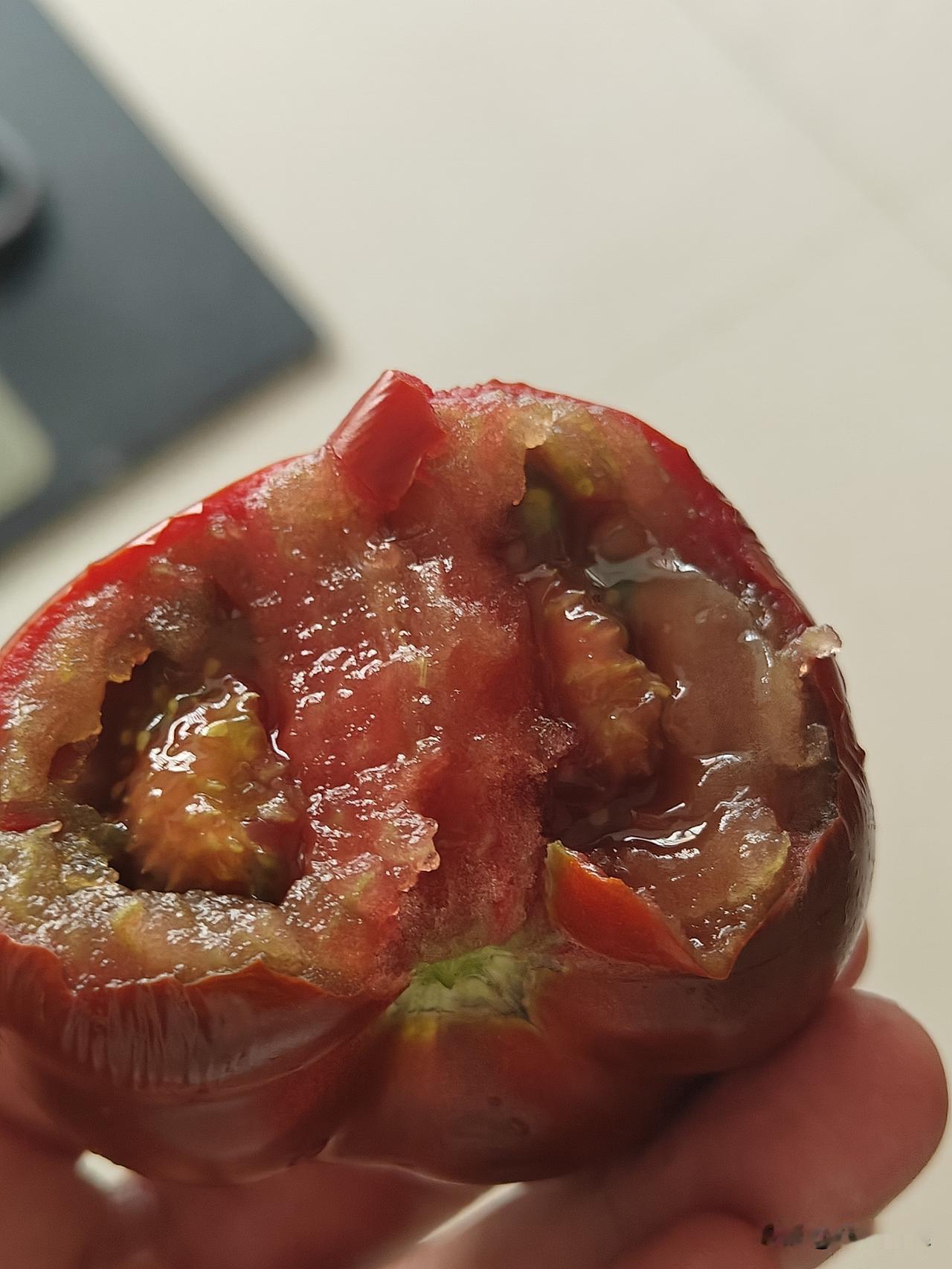 无公害的蔬菜到底是应该贵还是应该便宜？现在很多商家把无公害挂在嘴上，号称不打
