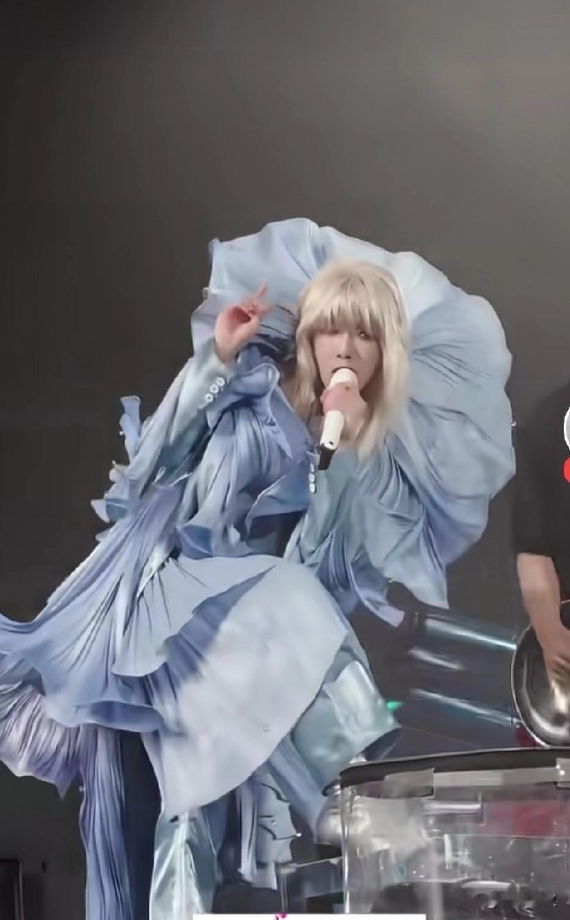 华晨宇是不是得罪什么人了？投资8个多亿，还有九天就要开演唱会了，现在一句不可抗