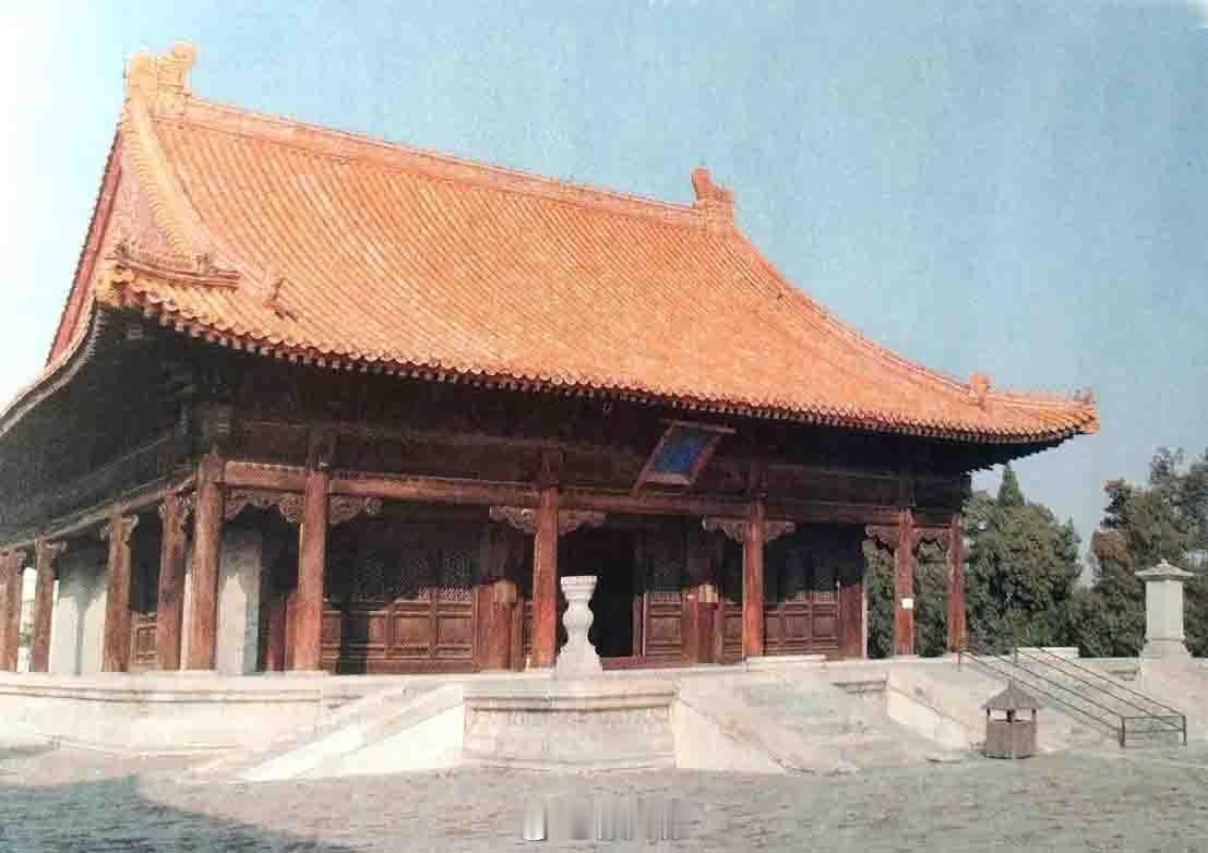 今天（农历三月初二日）还是道光皇帝入葬慕陵的日子。在174年前的咸丰二年（185