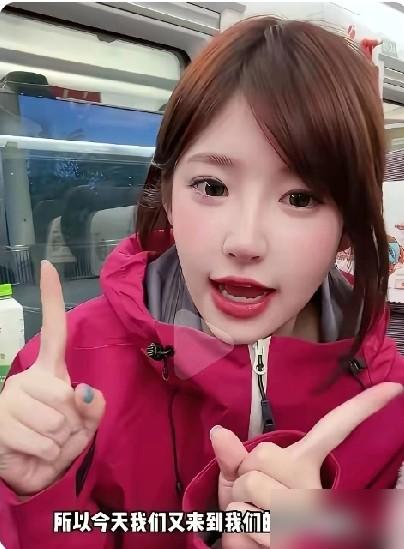 “你不给抚养费，我就用你的流量赚钱！”她红着眼，对着几万人喊出这句话，王思聪那边