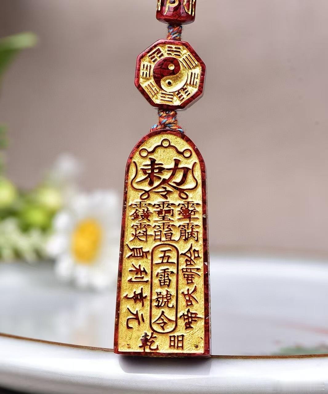 曾国藩的10条处世哲学，值得学习借鉴：1、先静之，再思之，五六分把握即做之。2、