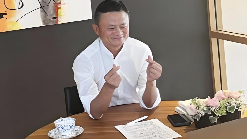 开工首站选校园！马云携高管突袭云谷，藏着什么大布局？全网刷屏！阿里新年开工