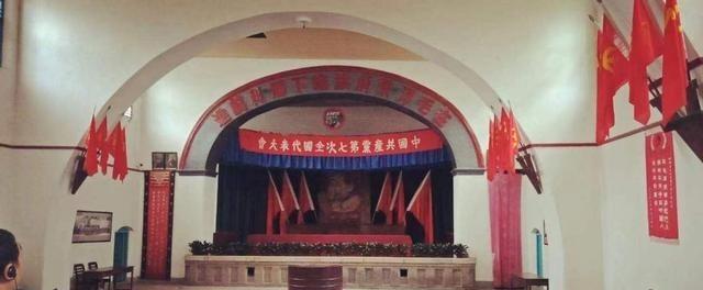 陈赓大将非常胆大。1949年陈赓当选为中央候补委员后，听闻自己只做了个候补委员，