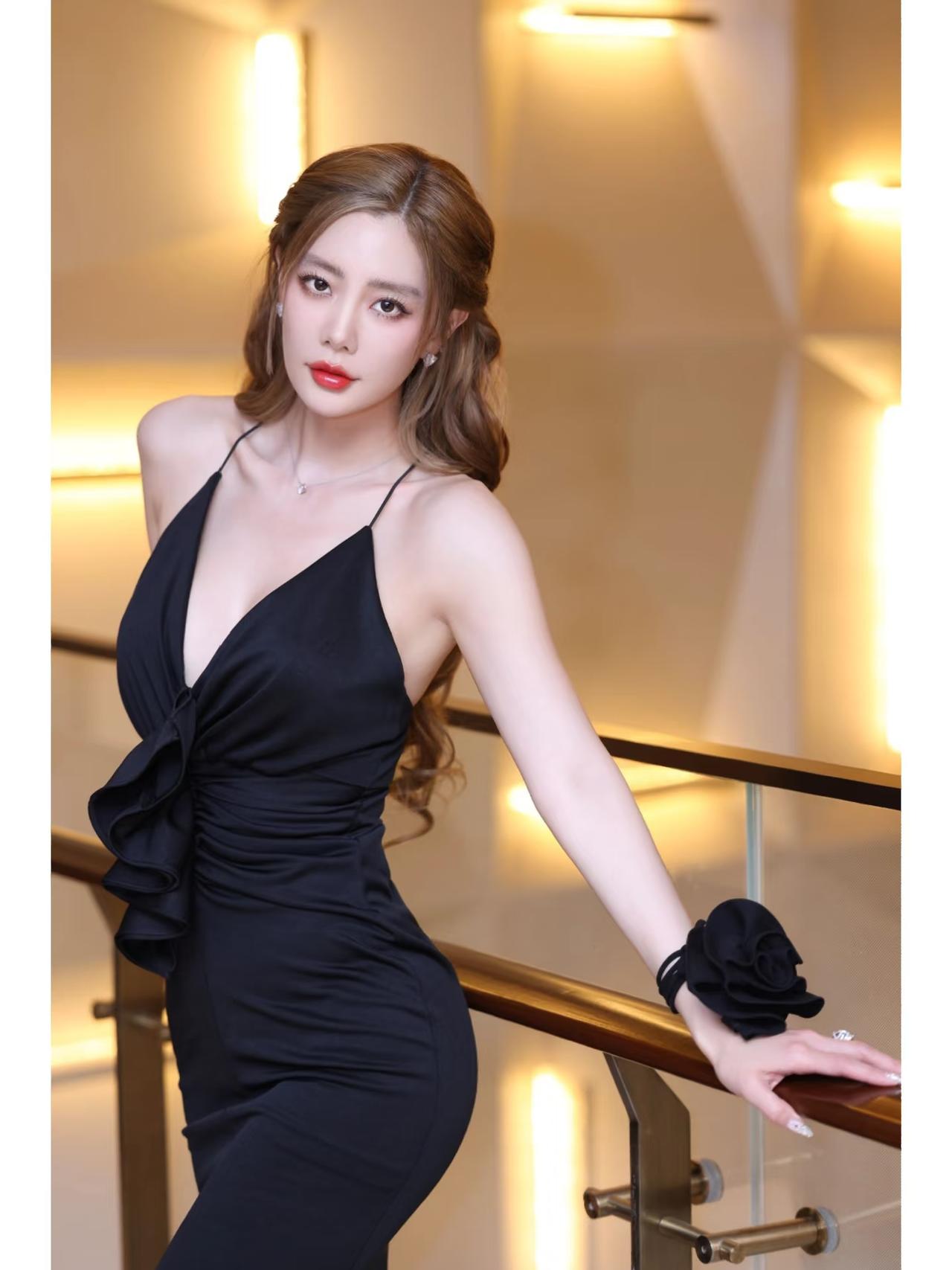 刚说“天天说爱你”就离了？克拉拉6年豪门婚姻藏不住了惊了！“亚洲第一美”克