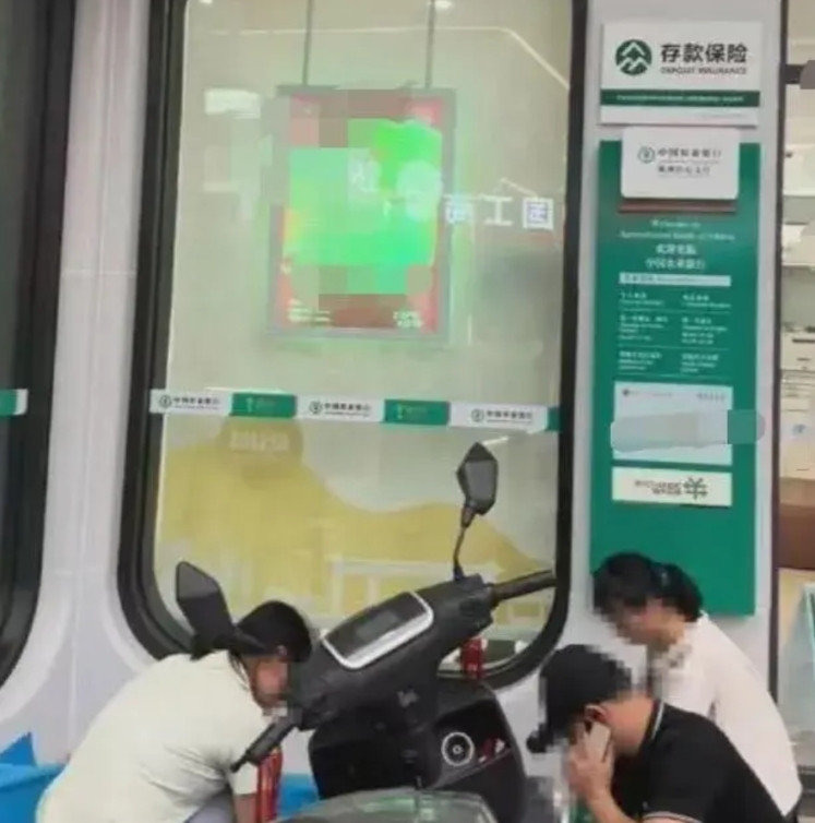 看了株洲农行这事，我默默做了3个决定。1、让我爸妈把他们名下的定期存款全部改