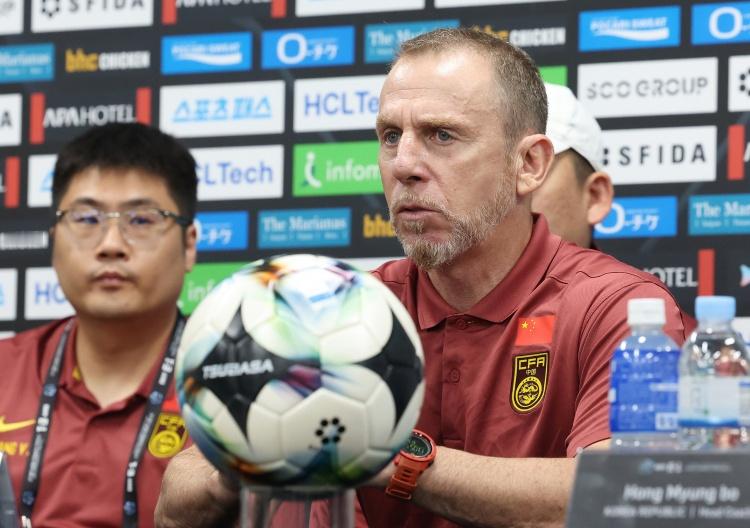 U15国足选帅先于国足选帅进行北京时间7月16日从相关信源渠道获悉，东亚杯落下