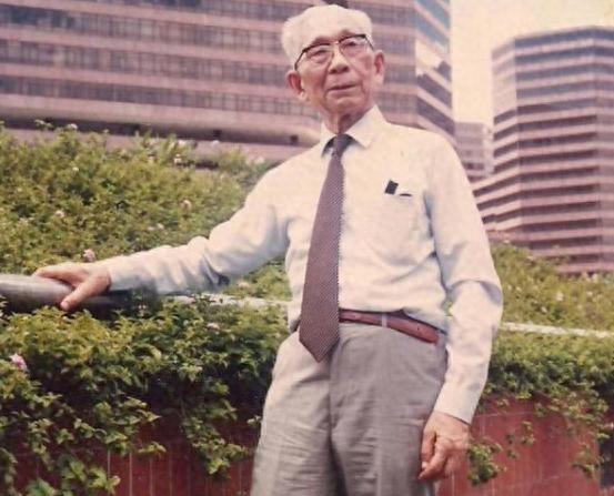 1948年淮海战役惨败后，邱维达为何未被俘，背后到底有哪三大原因让他幸免？19