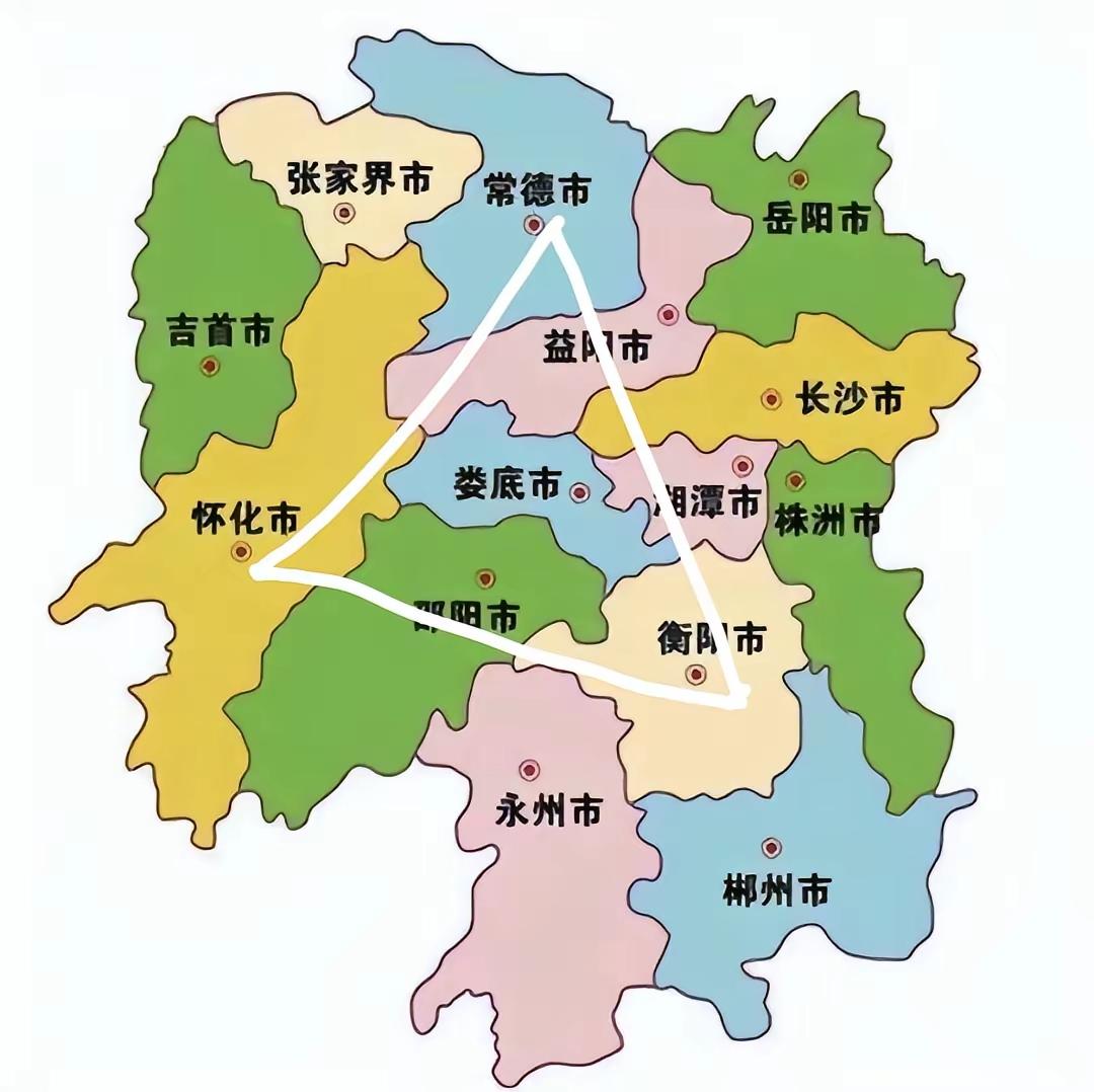 湖南的省域副中心城市应该形成三角或者四角鼎力之势，而不是单纯的以经济规模来划分，