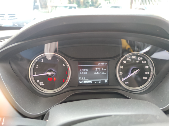 使用心得分享别克威朗买了2年三个月了，目前行驶了28585公里，这车我觉得挺不