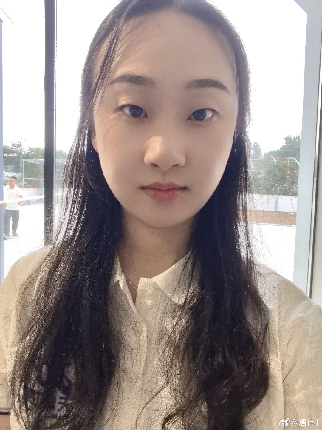 公司团建饭不好吃[哭哭]（都是预制菜）嘻嘻～团队玩游戏第三名（奖金人均240）[吐舌头眯眼睛笑]​