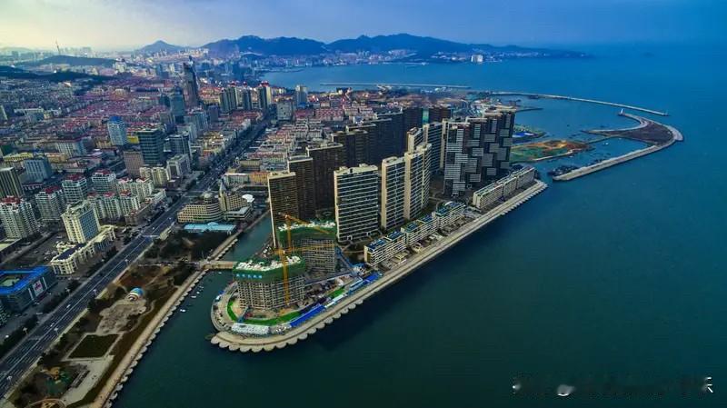 烟台楼市现在还是在下跌。根据统计局发布的12月烟台房价数据显示。烟台楼市的新