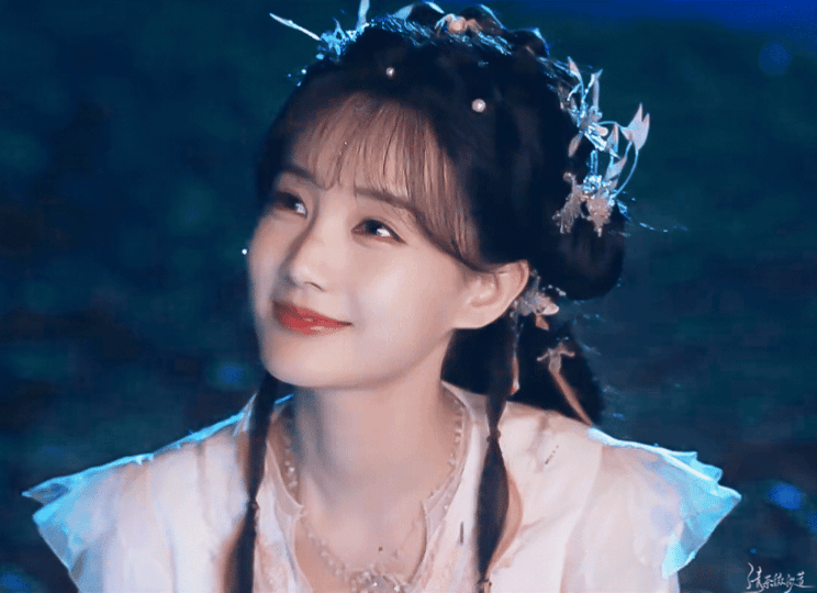 王权预告里的李一桐每个镜头都很漂亮很灵。。。桐姐第一部仙侠女主剧，美萌小蜘蛛清瞳