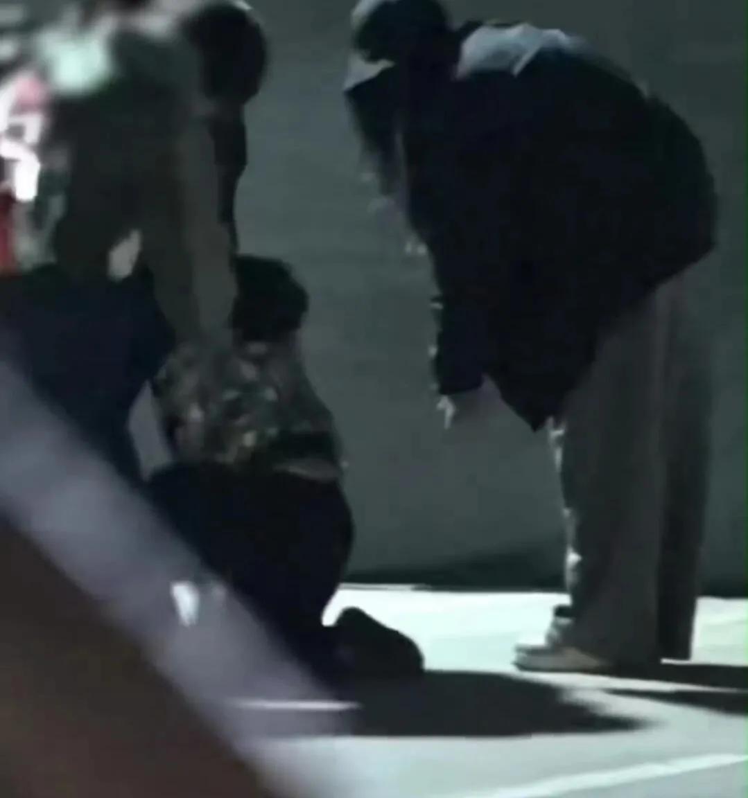 刘诗诗和她的魔丸儿子笑死我了。刘诗诗：谁也没告诉我遗传基因这么强大？想当年