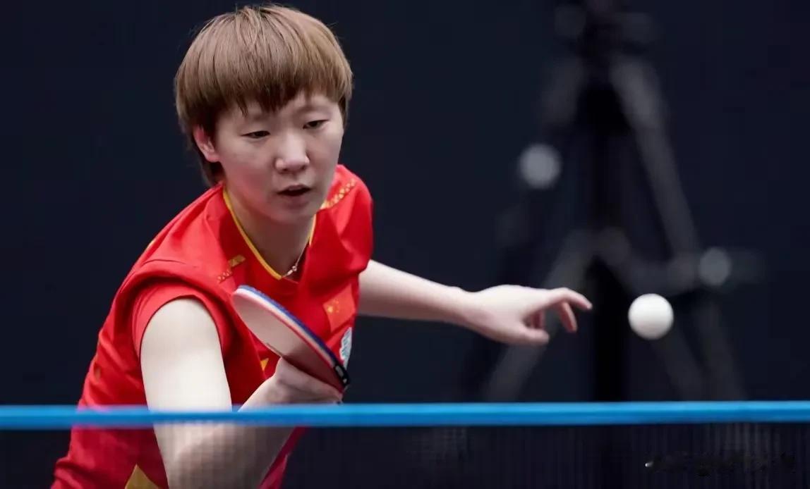 王曼昱4:2战胜桥本帆乃香，国乒包揽女乒四强。这届瑞典大满贯和横滨冠军赛相似